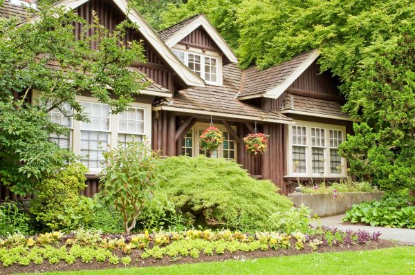 Log Home Landscaping in Estero